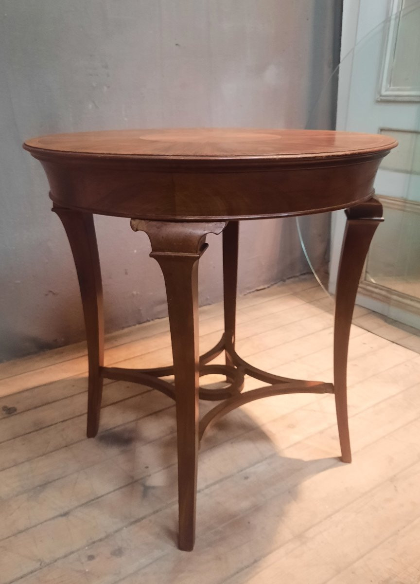 Round Pedestal Table In Veneer Wood-photo-2