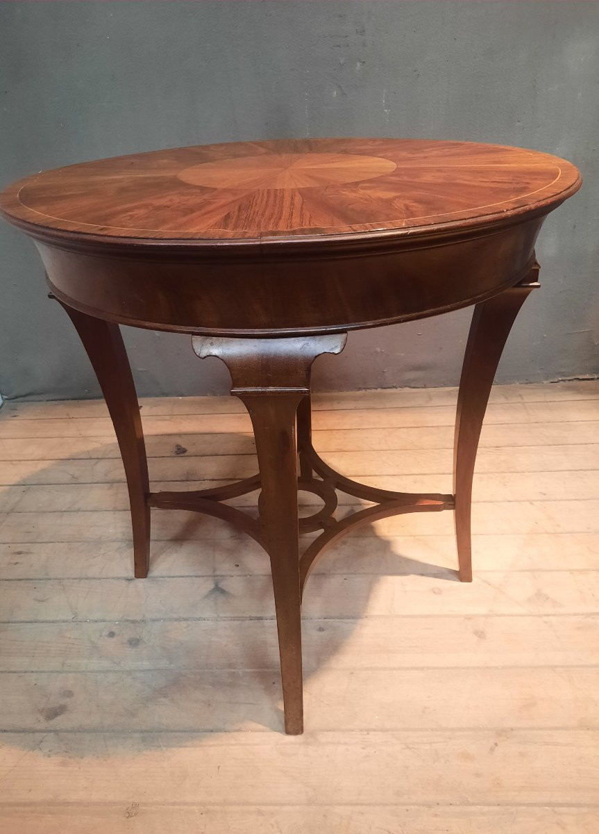 Round Pedestal Table In Veneer Wood-photo-3