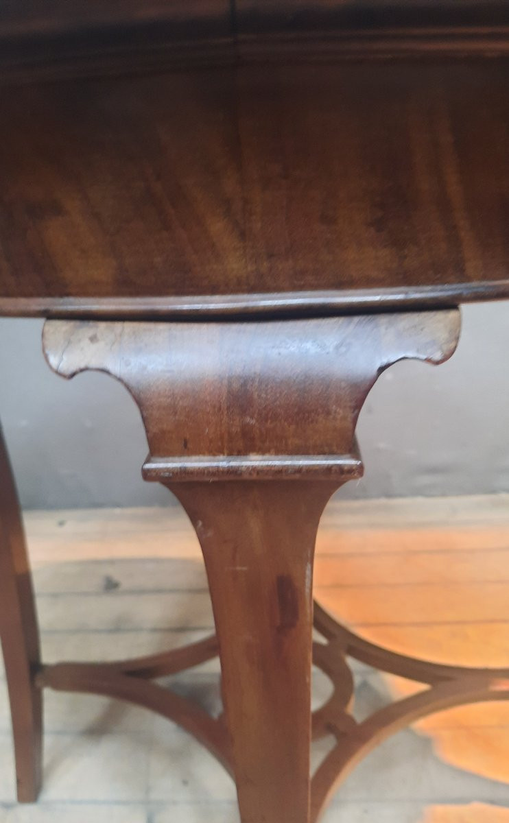 Round Pedestal Table In Veneer Wood-photo-7
