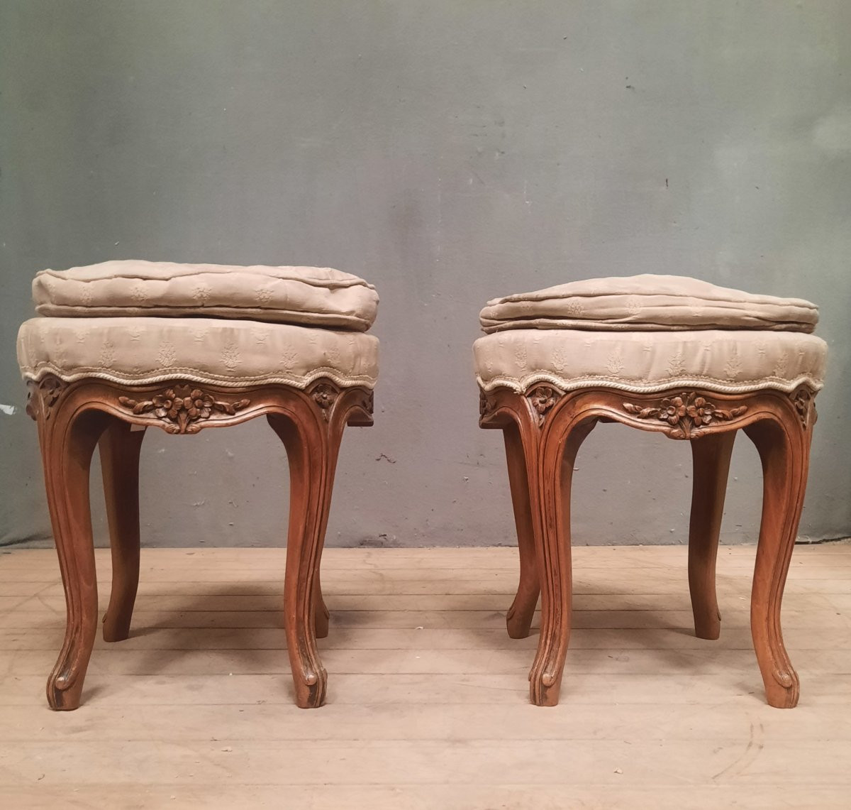 Pair Of Louis XV Style Round Stools-photo-2