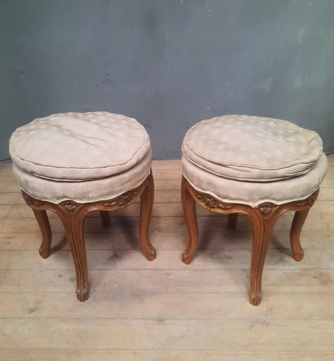 Pair Of Louis XV Style Round Stools-photo-2