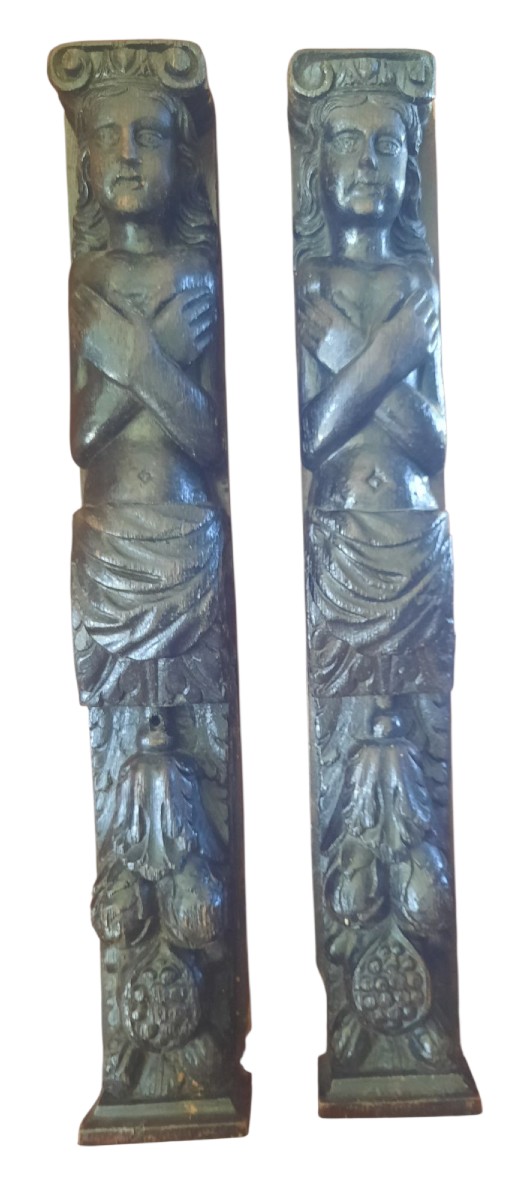 Pair Of 72 Cm Norman Caryatids, 17th Century 