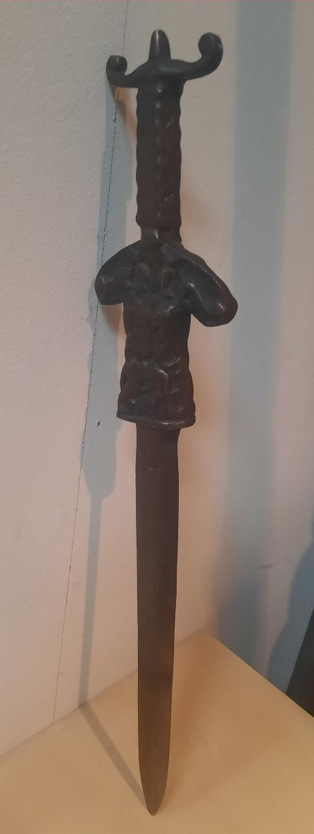 Paire de reproduction  d épée  celte en bronze-photo-6