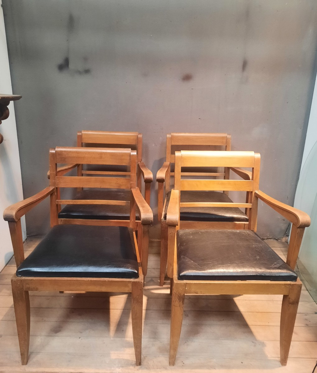 Serie de 4 fauteuils des années 1940