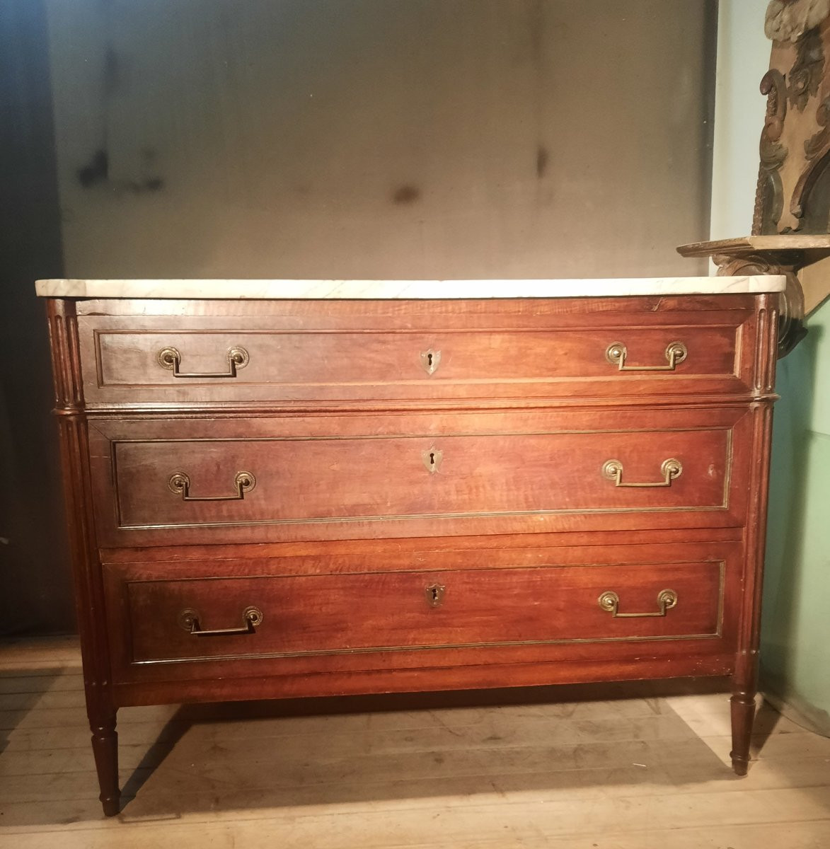 Commode d epoque Louis XVI dessu marbre -photo-1