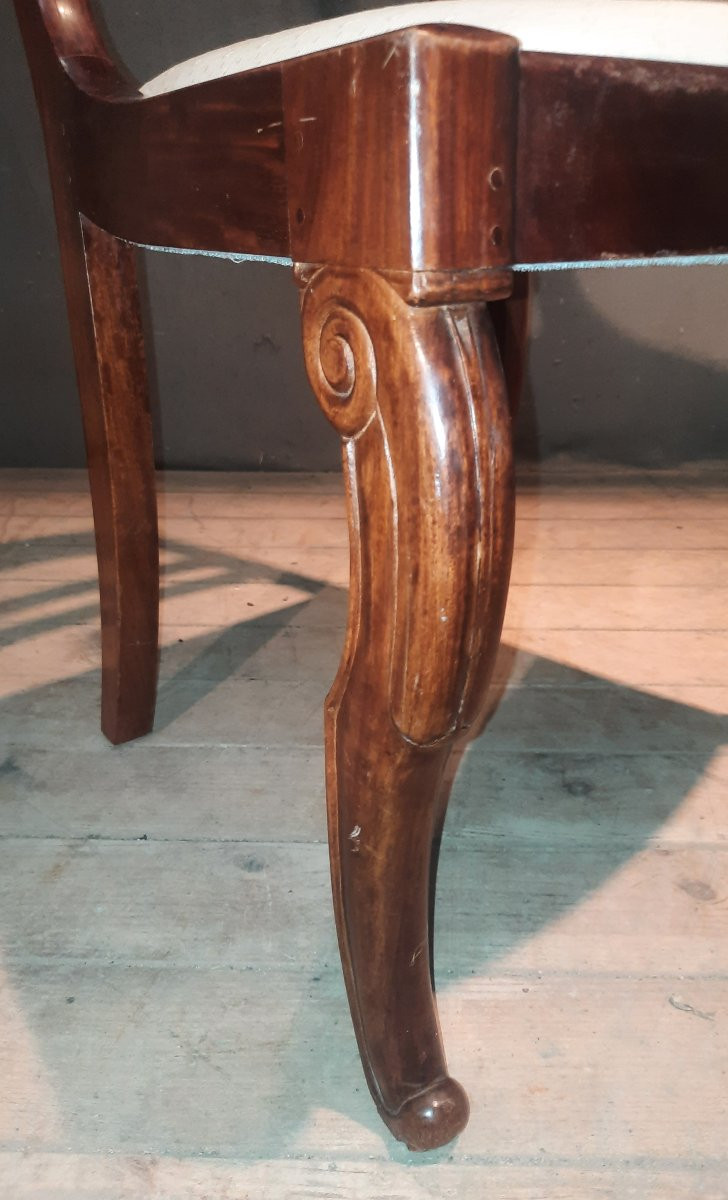 Serie de quatre chaises à barette en acajou-photo-6