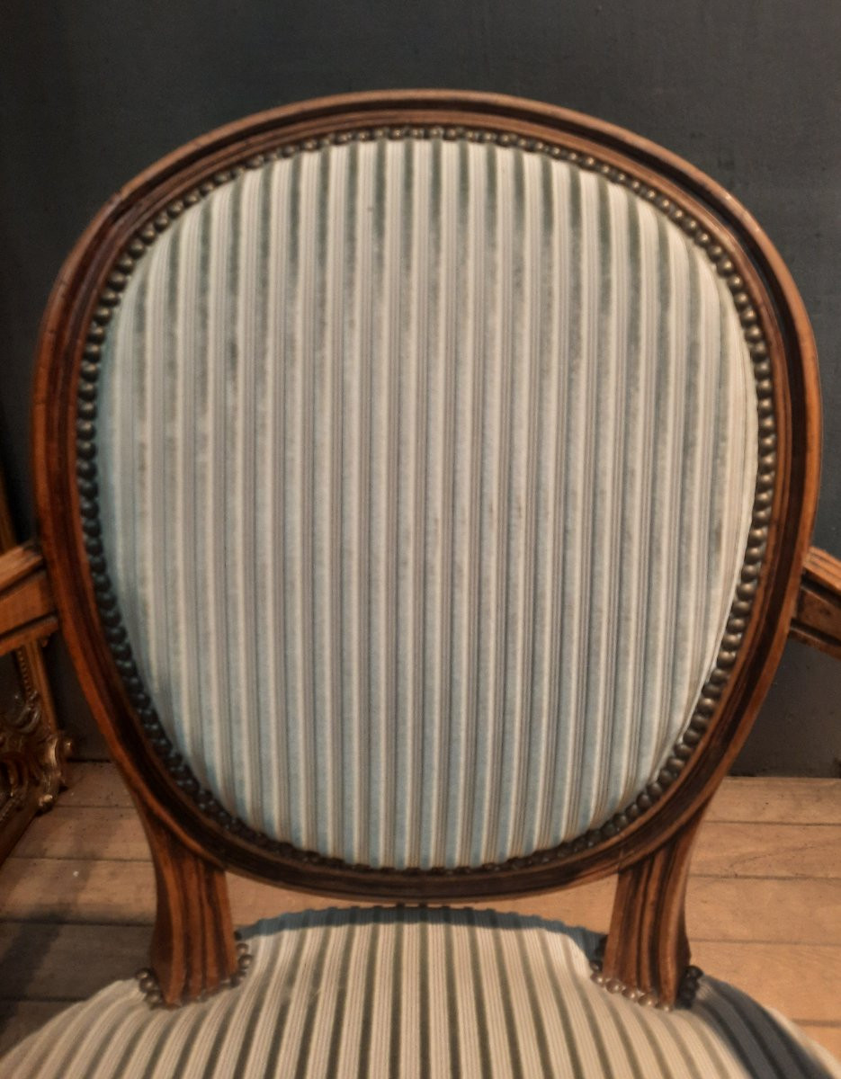 Paire de faiteuil medaillon dd style  Louis XVI -photo-6