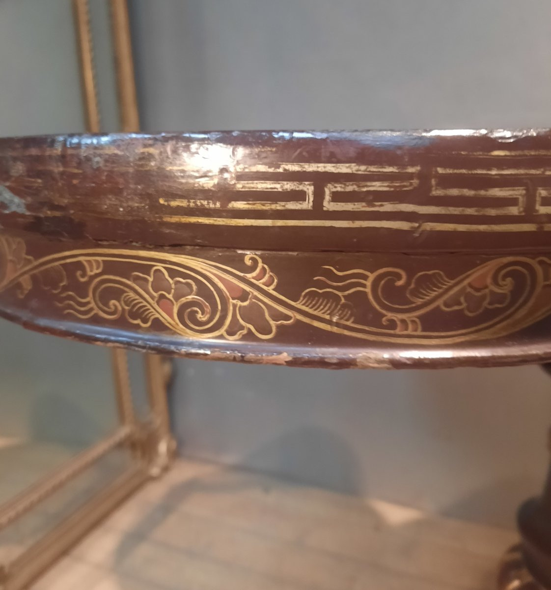 Guéridon à  plateau polilobe en laque d extreme  orient-photo-7