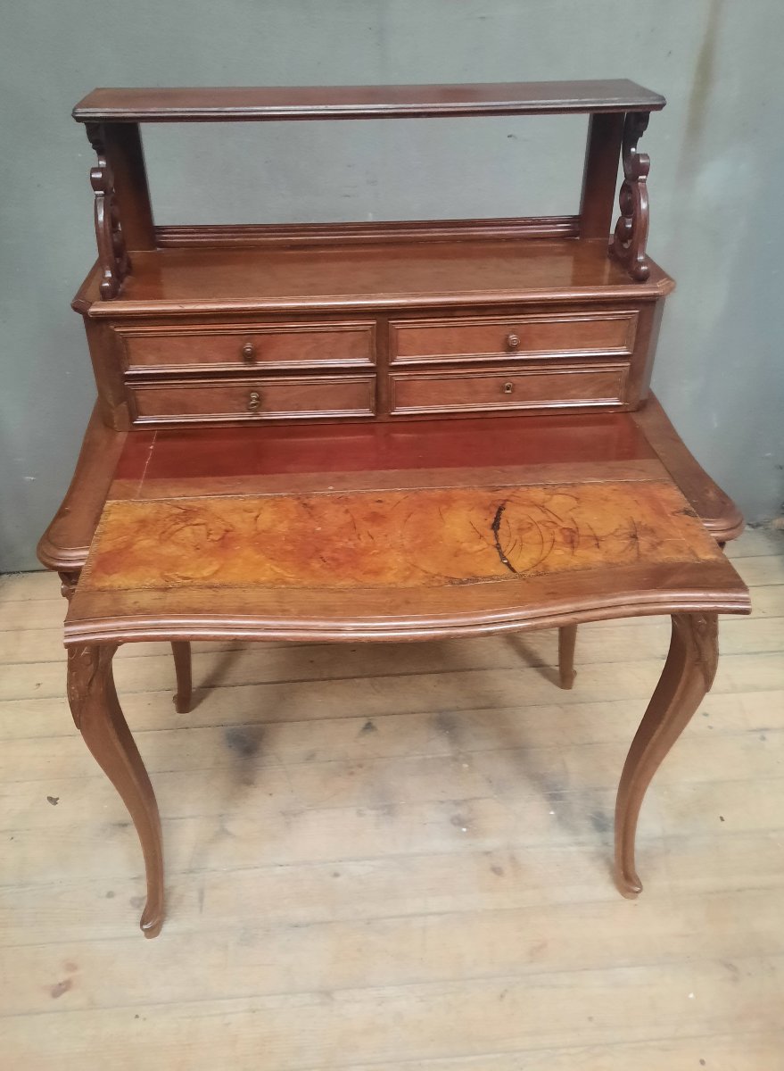 Louis XV-style Tiered Cabinet