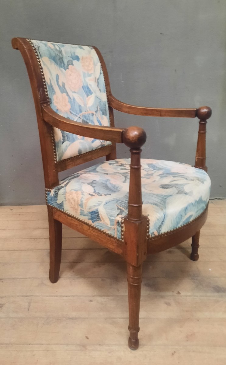 Faiteuil  d époque directoire tapissé 