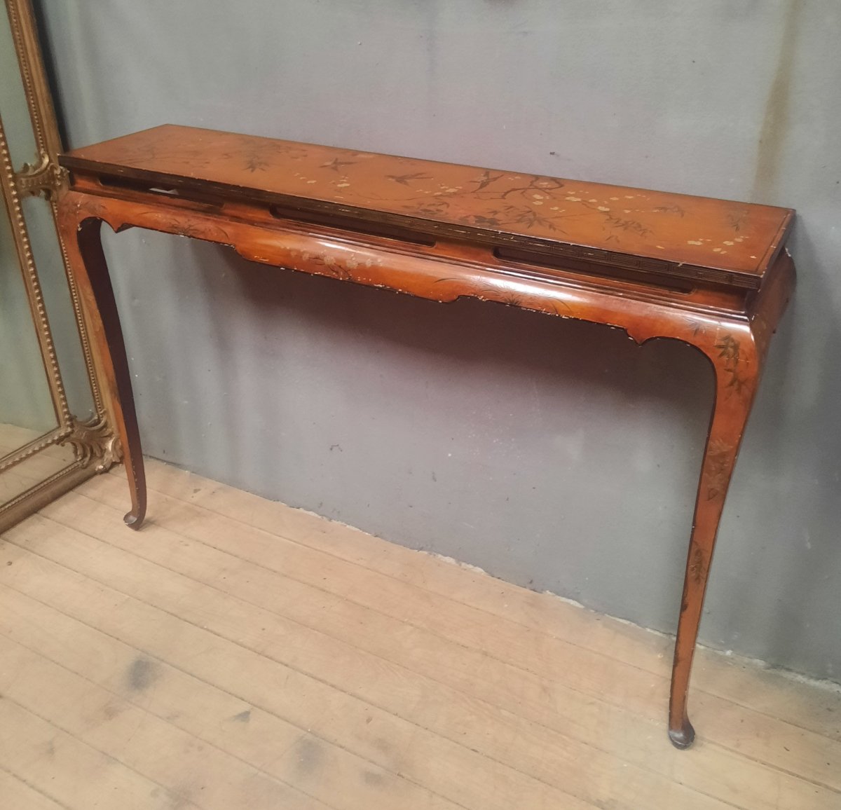 Narrow Console From The Far East -photo-4