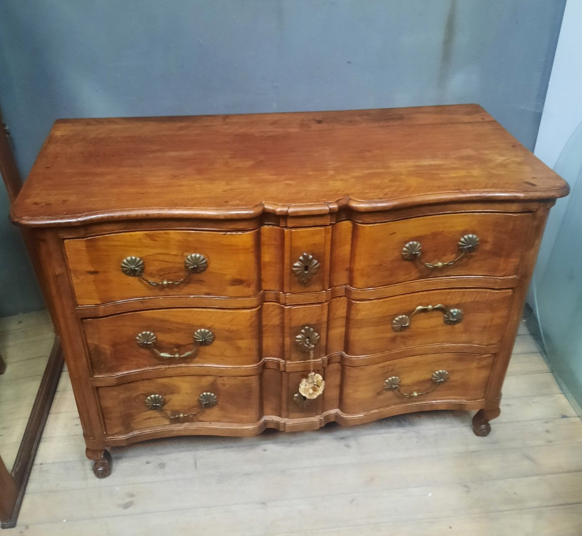 Commode arbalète du dix-huitième sciecle -photo-4