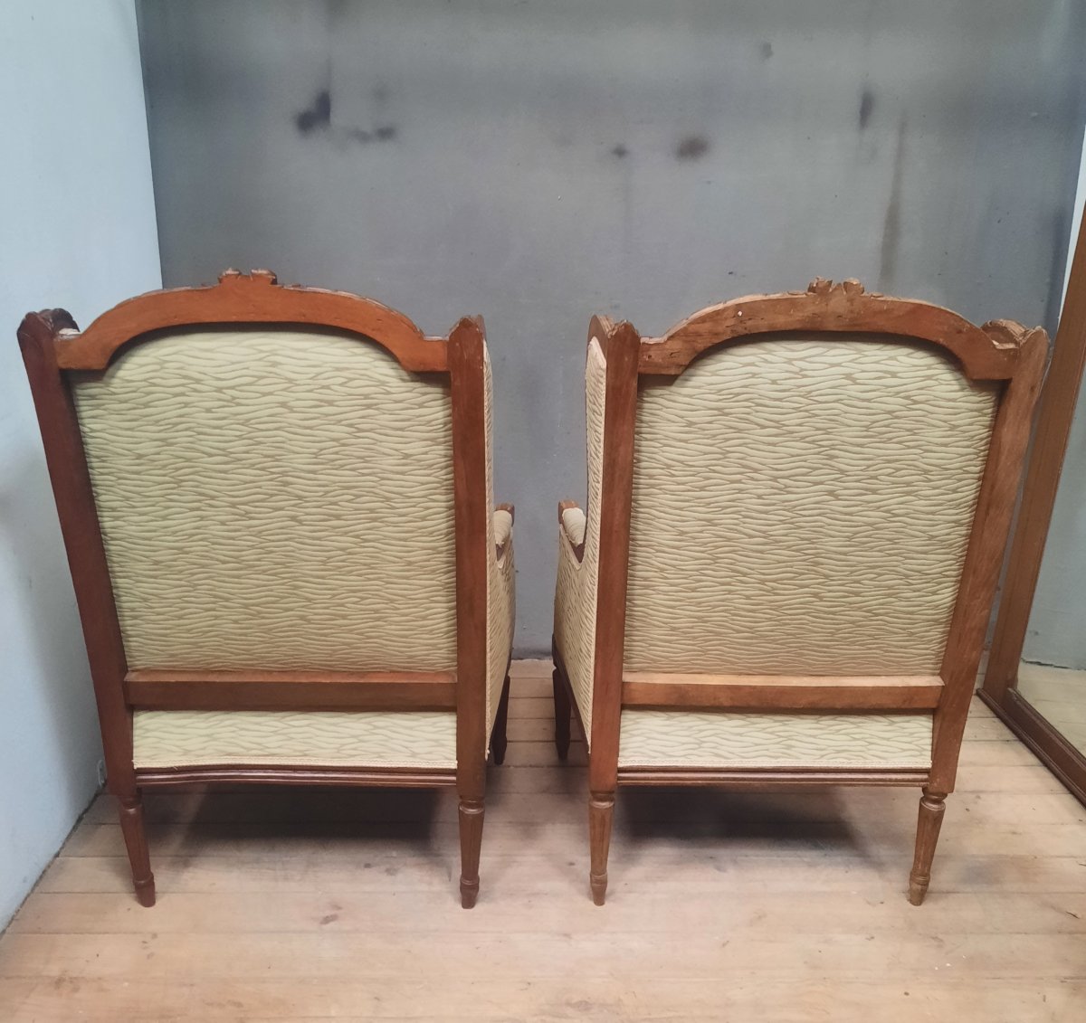 Pair Of Louis XVI-style Wingback Chairs -photo-5