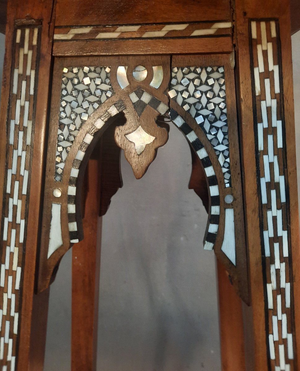 Selette orientale en bois et nacre-photo-1