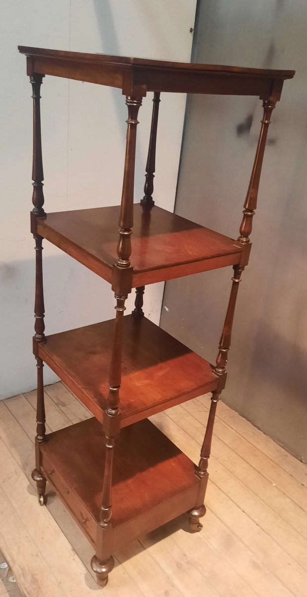 Square English Shelf-photo-5