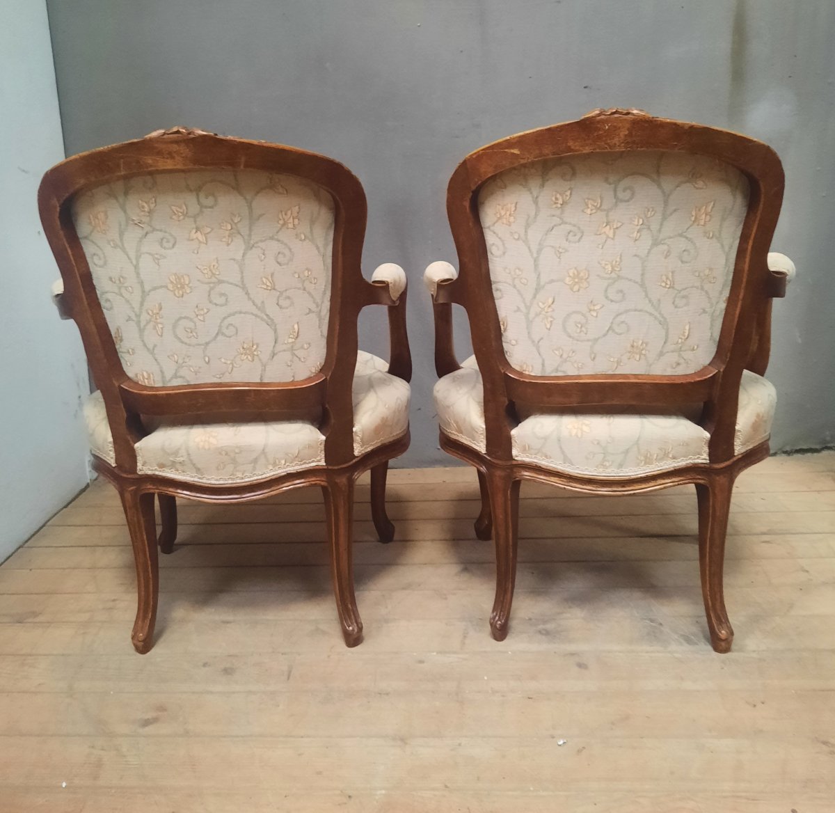Pair Of Louis XV-style Upholstered Armchairs -photo-1