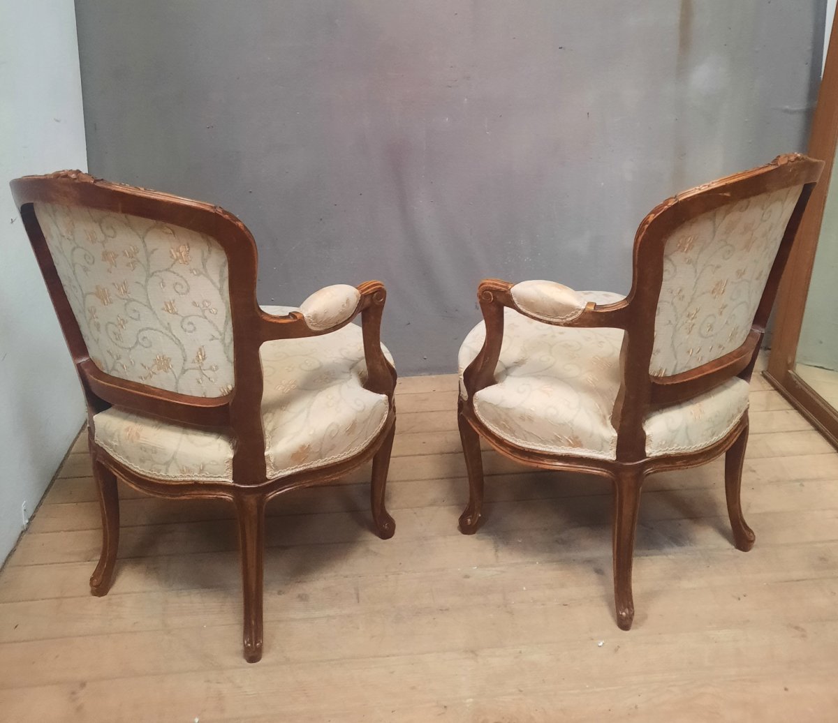 Pair Of Louis XV-style Upholstered Armchairs -photo-2