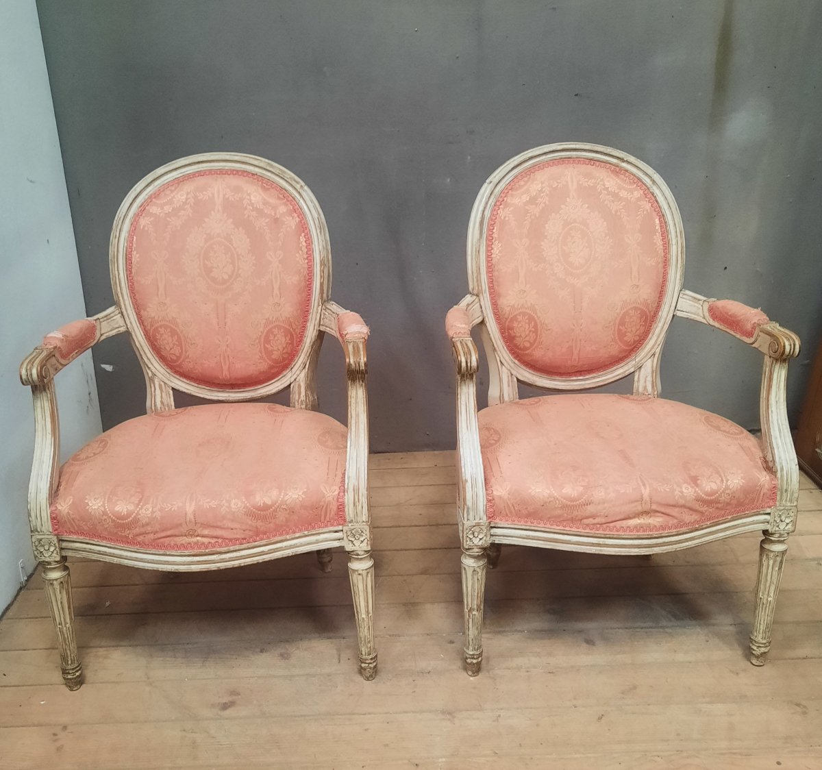 Pair Of Louis XVI-style Armchairs From The Nineteenth Century -photo-3