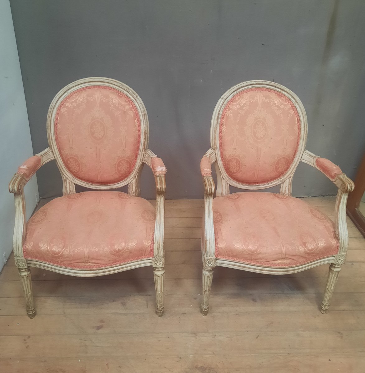 Pair Of Louis XVI-style Armchairs From The Nineteenth Century -photo-4