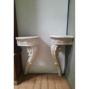 Paire de console d angle de  style Louis XV