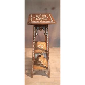 Selette orientale en bois et nacre