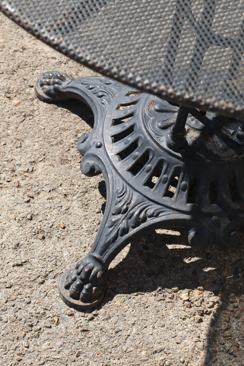 Cast Iron Garden Table – Lion Feet, 19th Century -photo-2
