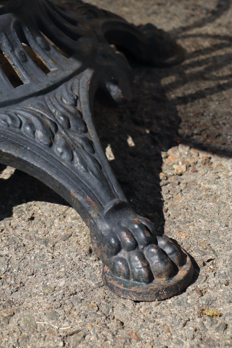 Cast Iron Garden Table – Lion Feet, 19th Century -photo-2