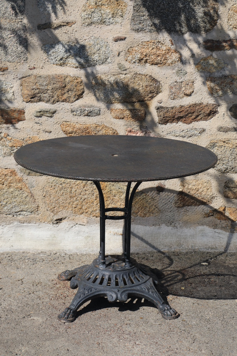Cast Iron Garden Table – Lion Feet, 19th Century 