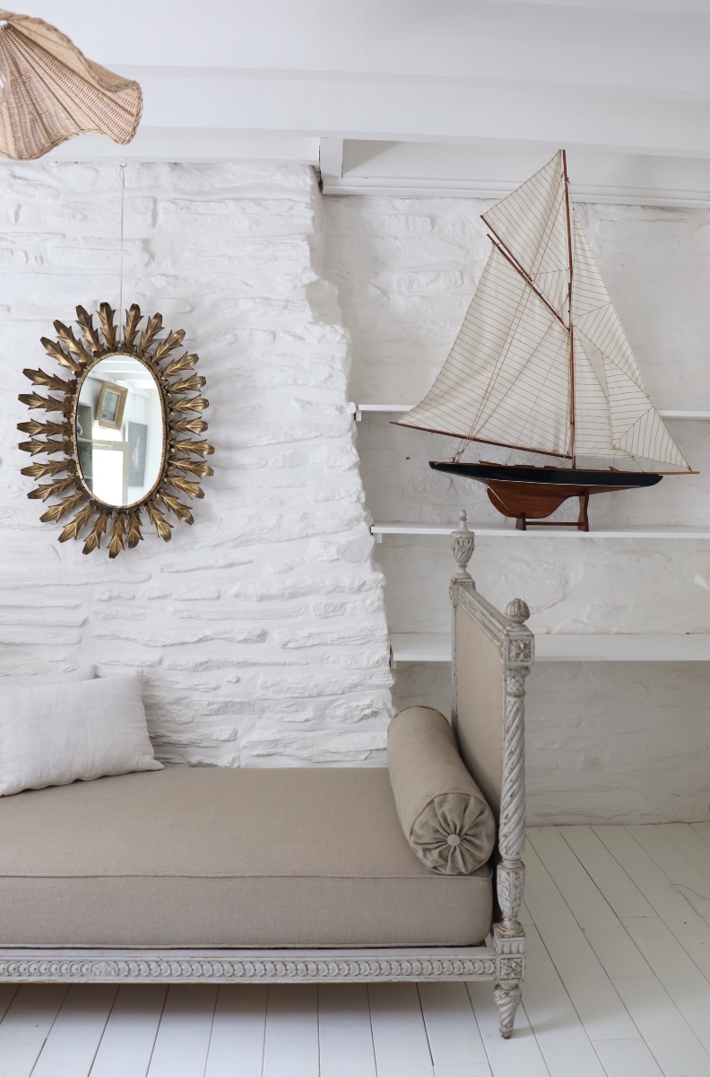 Large Model Of A Classic 20th-century Sailing Yacht-photo-2