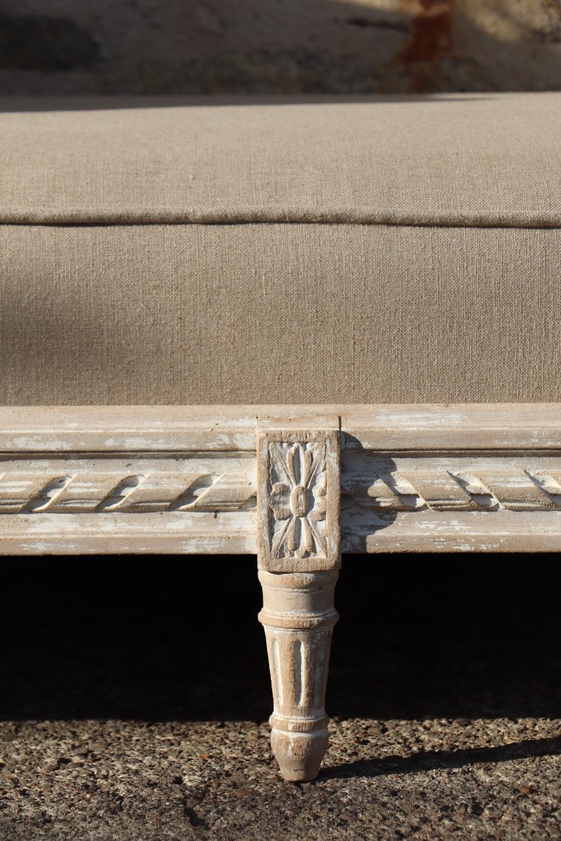 Lit De Repos De Style Louis XVI, Retapissé En Lin -photo-7