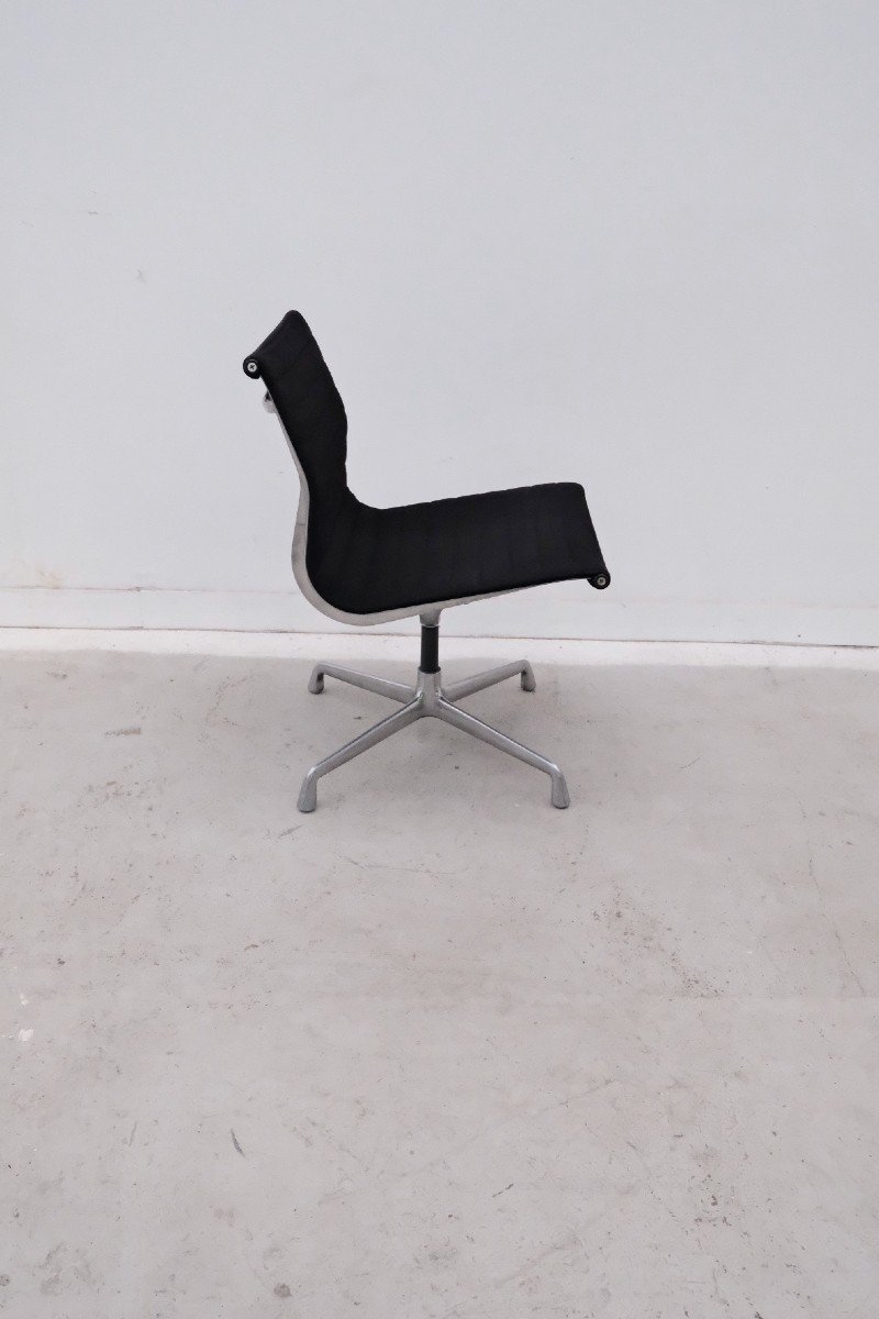 “ea 101” Chairs By Charles & Ray Eames For Herman Miller, 1970  -photo-1
