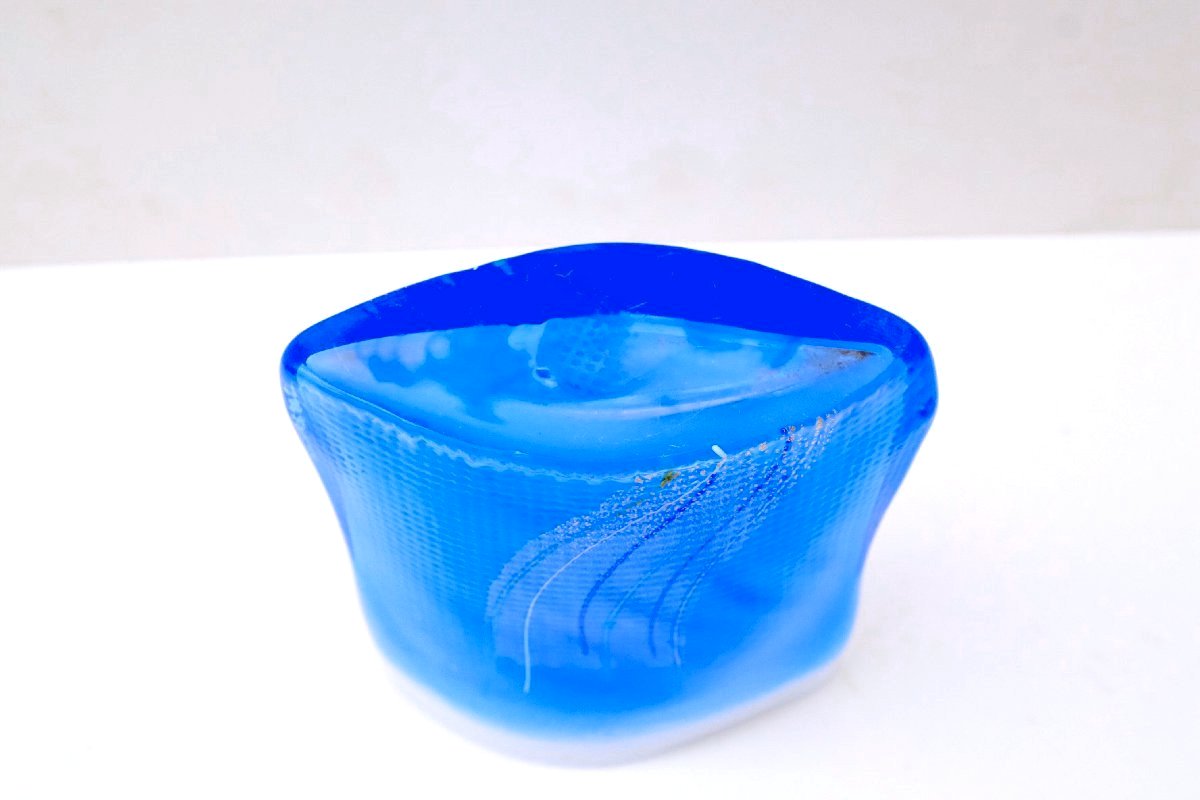 Vase de Maud G. BUGGE pour HADELAND GLASSVERK en verre soufflé, Norvège 1980  -photo-1