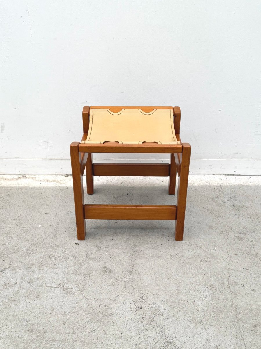 Tabouret de Maison REGAIN en orme massif et cuir, 1970  -photo-4