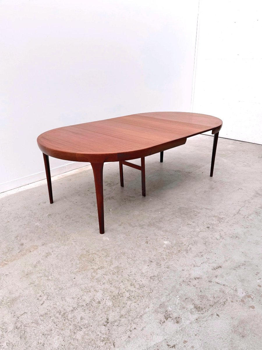 Table à manger de Kofod LARSEN pour FAARUP MOBELFABRIK, Danemark 1960-photo-4