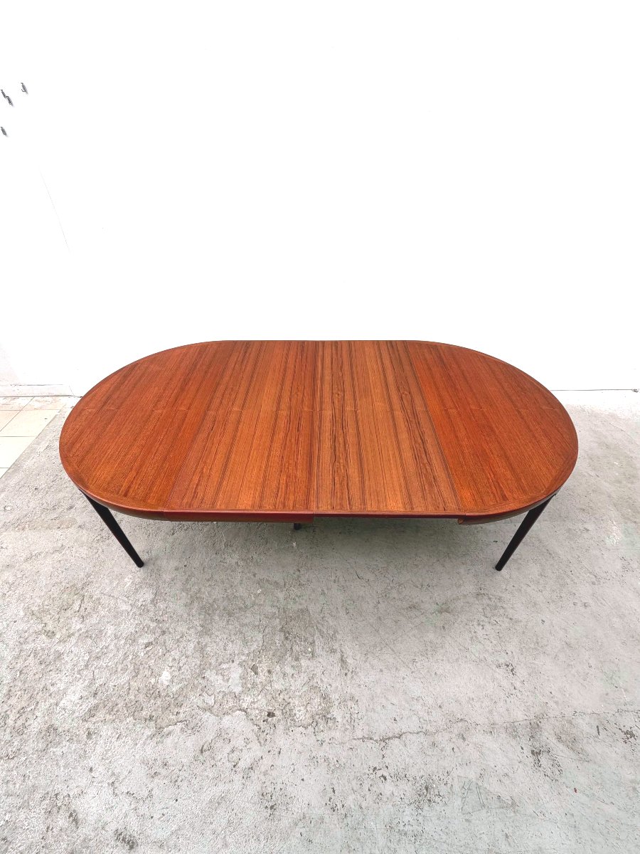 Table à manger de Kofod LARSEN pour FAARUP MOBELFABRIK, Danemark 1960-photo-5