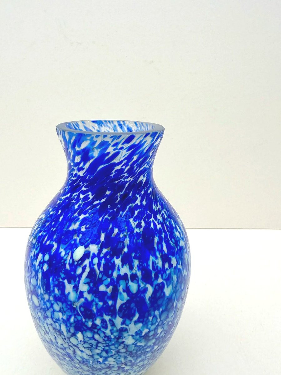 Blue And White Blown Glass Vase, Circa 1940-photo-2