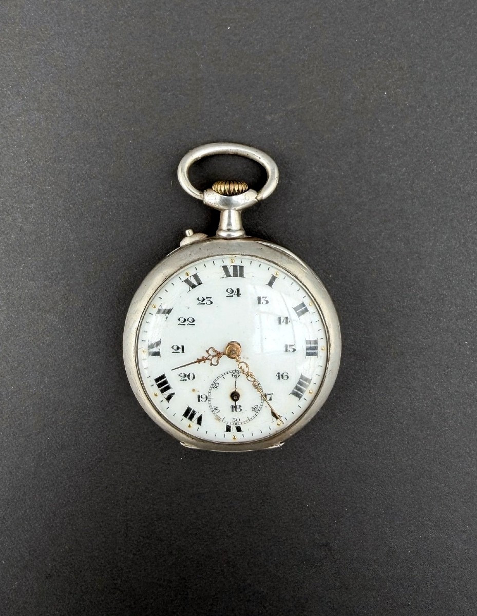 Montre à gousset en argent massif, vers 1900  