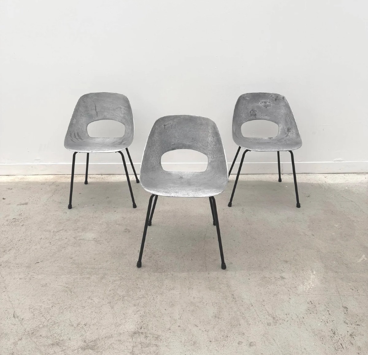 Chaises "Tulipe" de Pierre GUARICHE  édition Steiner en aluminium, France 1950   