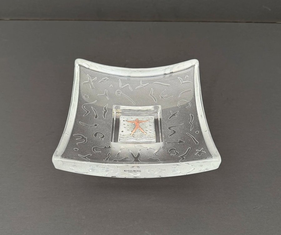 Vide poche de Bertil VALLIEN pour KOSTA BODA en verre soufflé, Suède 1980  