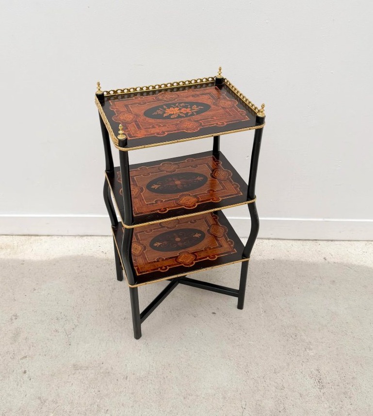 Napoleon III-style Side Table In Marquetry And Bronze, France, 19th Century  