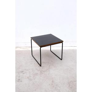 Table basse "volante" de Pierre GUARICHE pour STEINER, France 1950