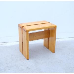Tabouret de Charlotte PERRIAND pour LES ARCS en pin, France 1960