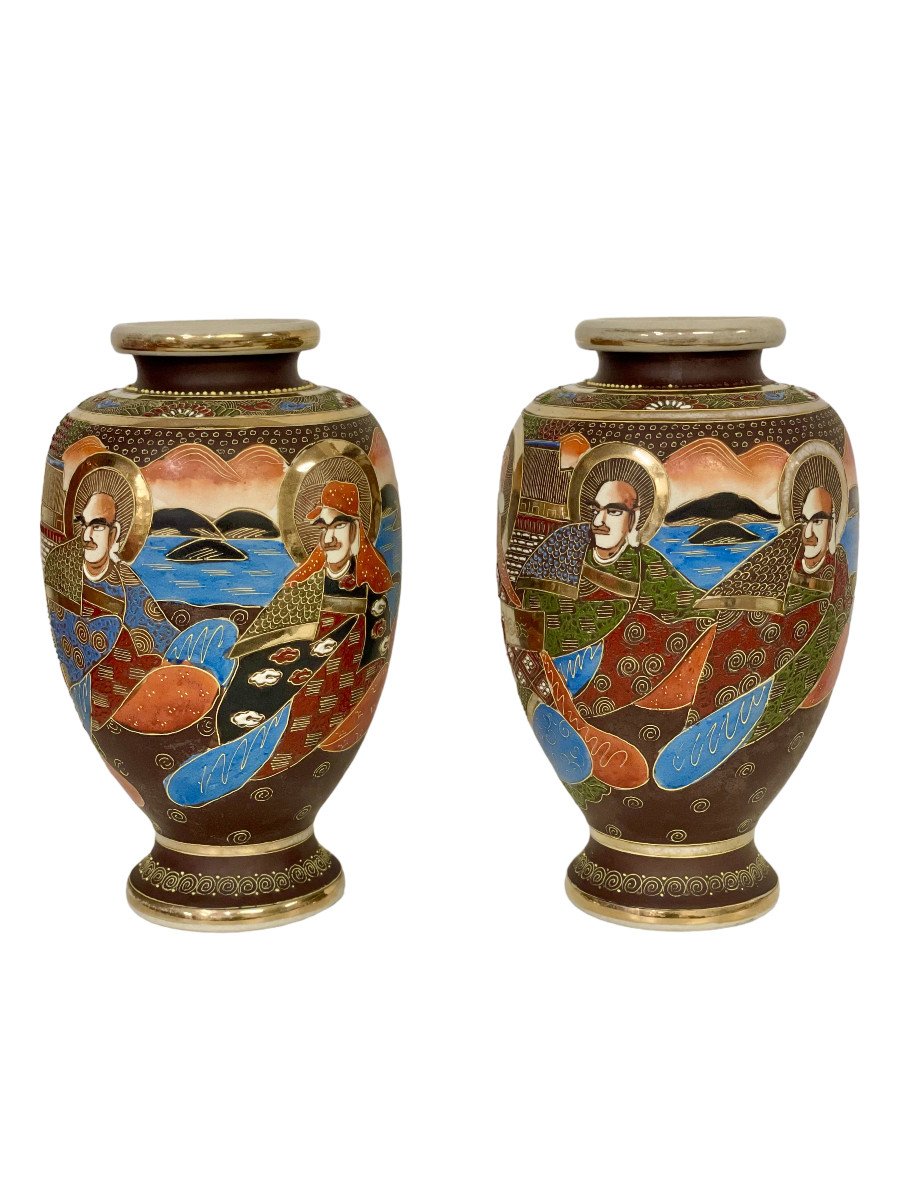 Pair Of Japanese Satsuma 'moriage' Vases With 'immortals' Design-photo-5