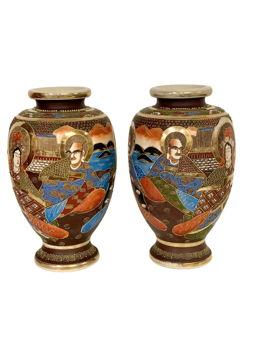 Pair Of Japanese Satsuma 'moriage' Vases With 'immortals' Design-photo-7