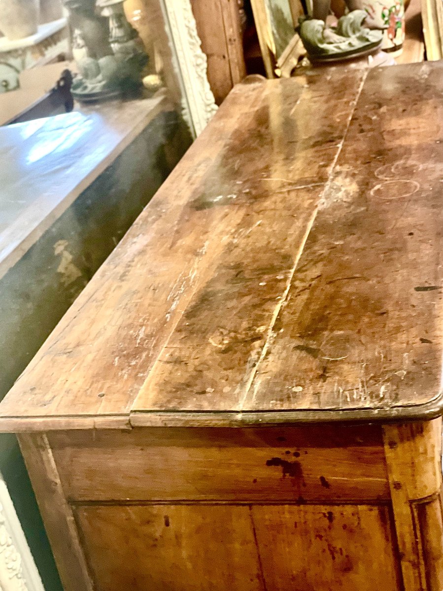 18th Century Provençal Walnut Buffet-photo-6