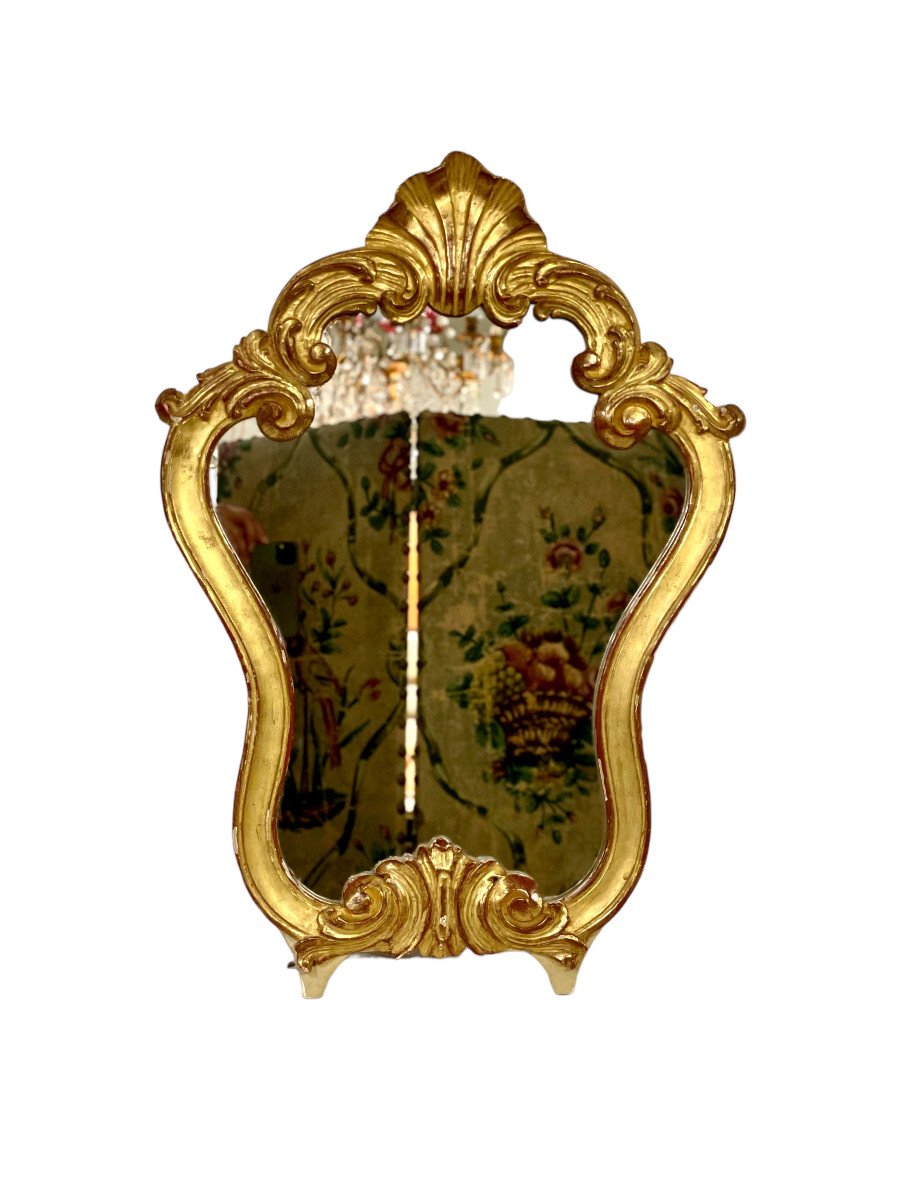 XIXème Siècle. Miroir Mural en Bois Doré de Style Rococo