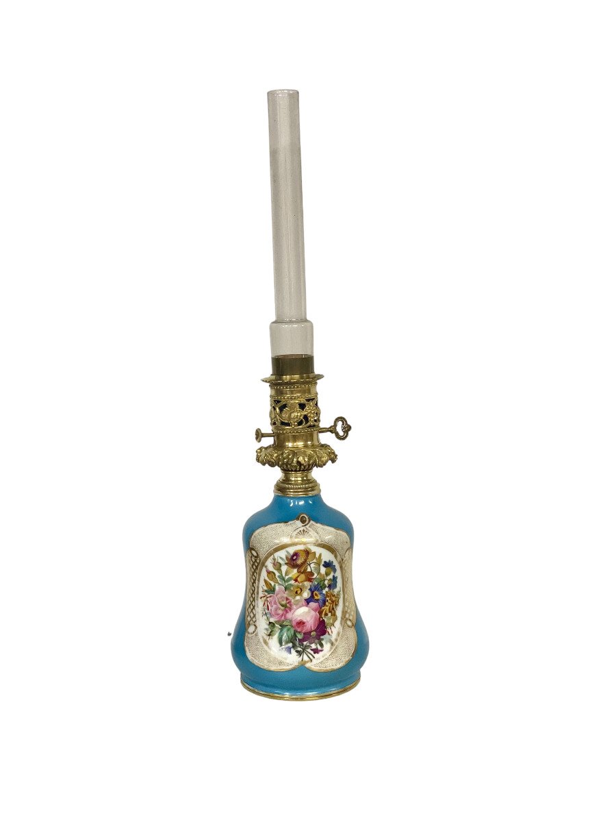 Parisian Porcelain Oil Lamp With Glass Chimney-photo-2