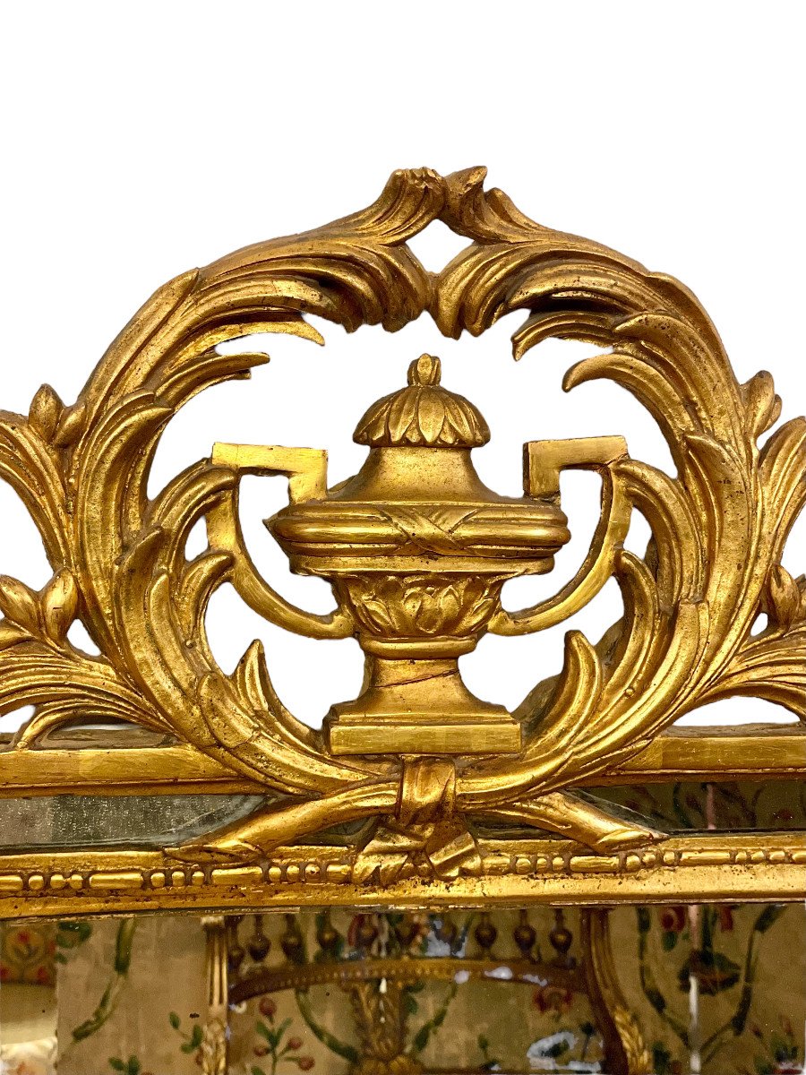 Miroir à Parecloses d'Epoque Louis XVI en Bois Doré avec écusson Orné-photo-4