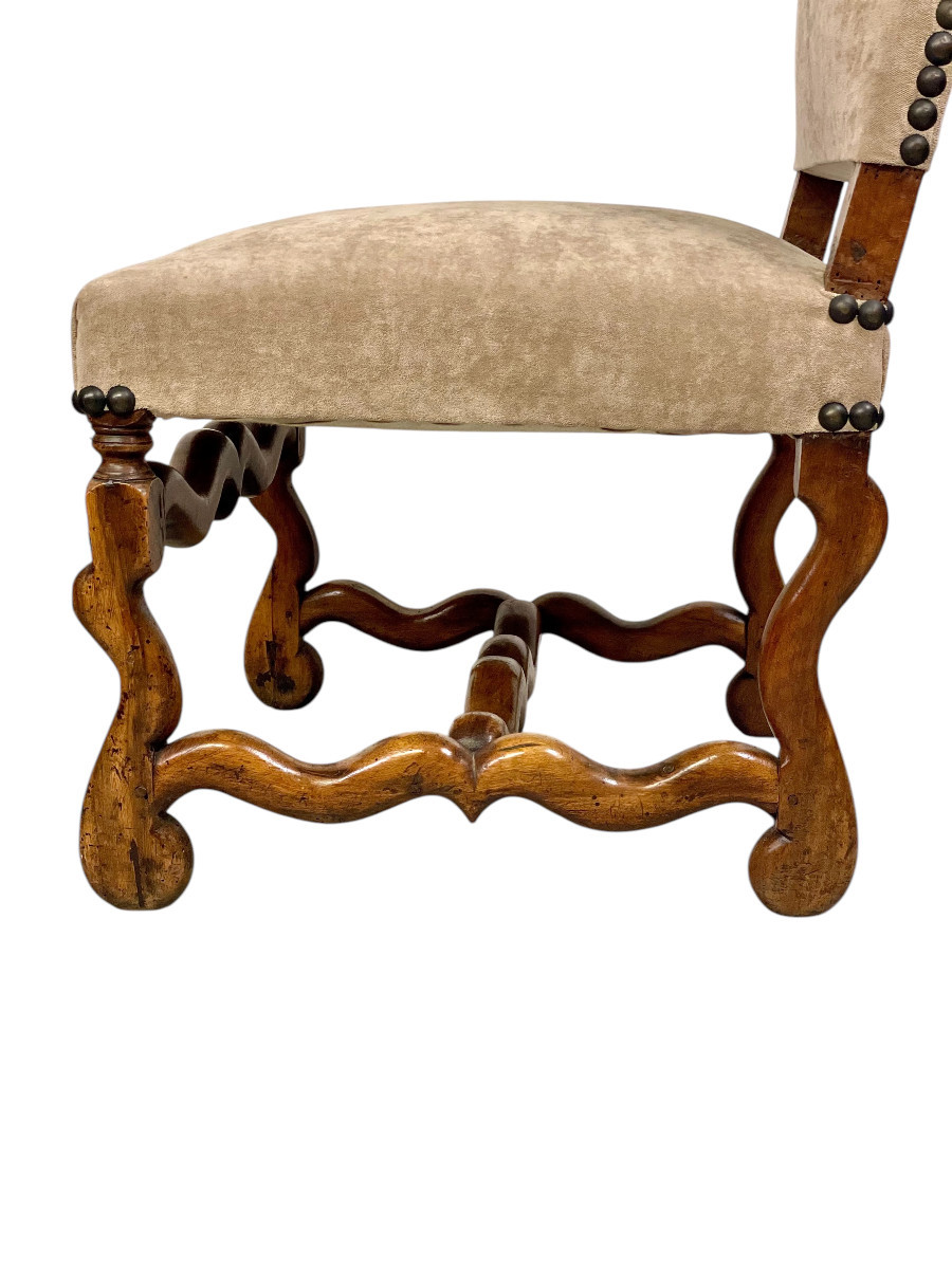 Three 17th Century Louis XIII Walnut Chairs With Velvet Upholstery-photo-5