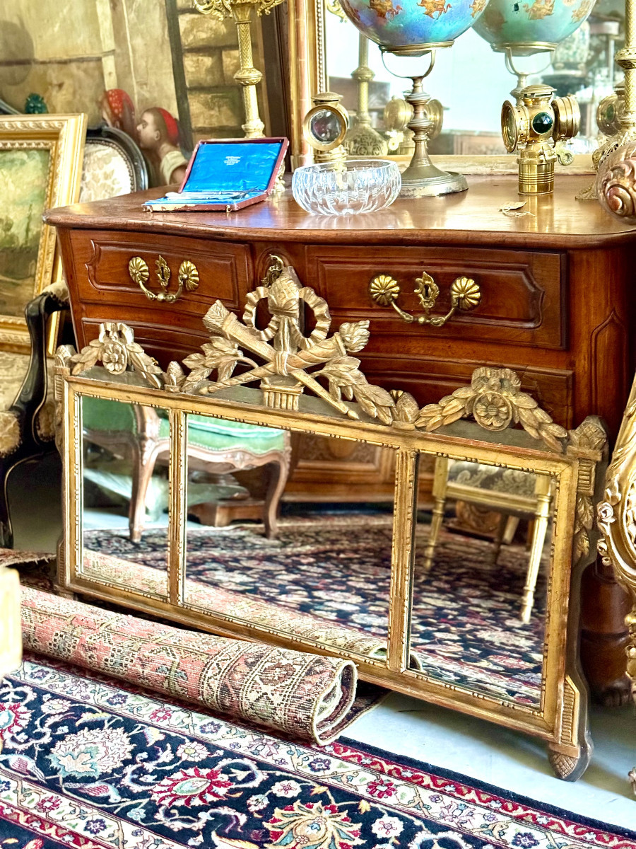 19th Century French Neoclassical Giltwood Wall Mirror With Crest-photo-6